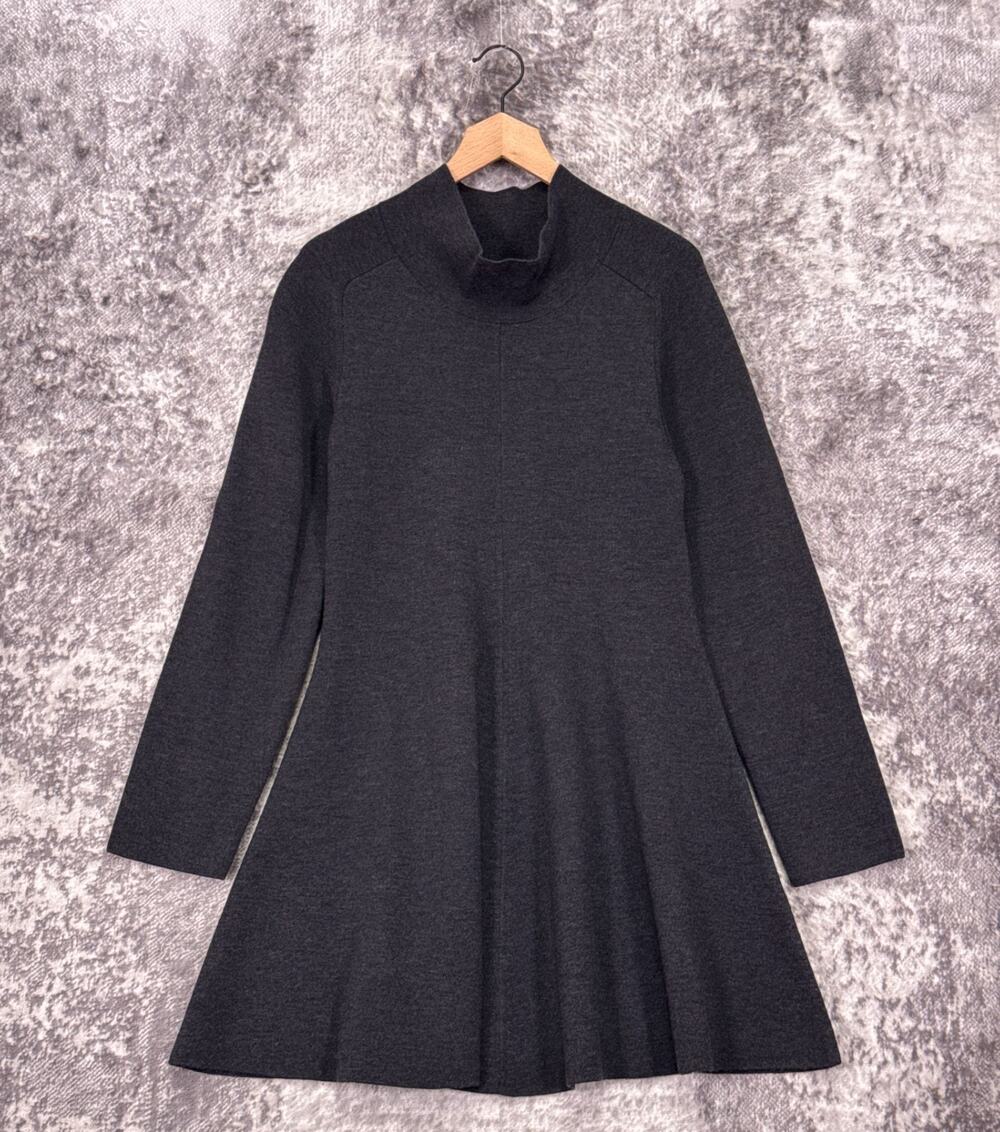Banana Republic Dress Medium Womens Gray 100% Merino Wool Long Sleeve